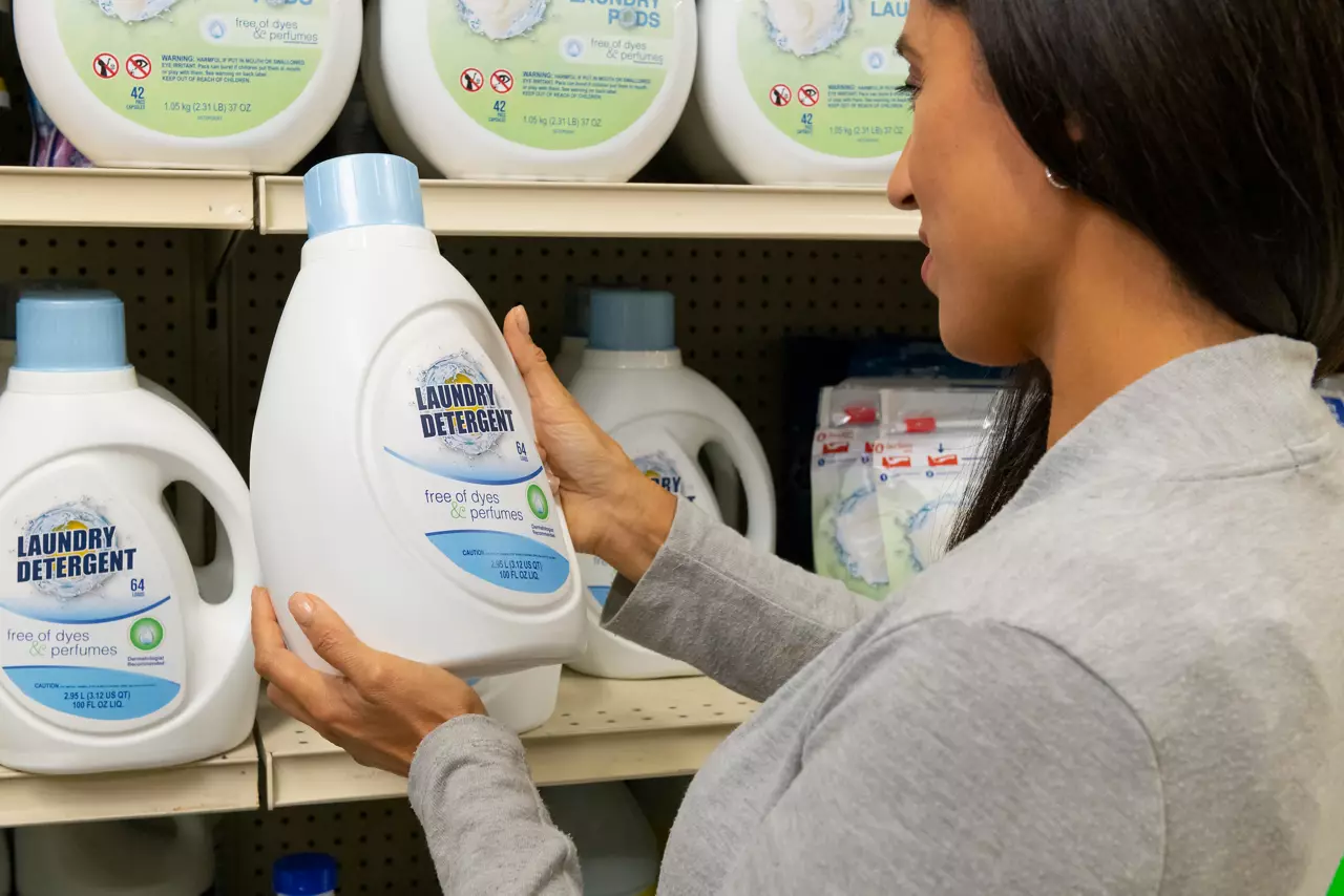 Shopping for Laundry Detergent